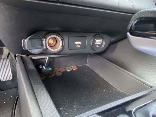 Hyundai Elantra  2023