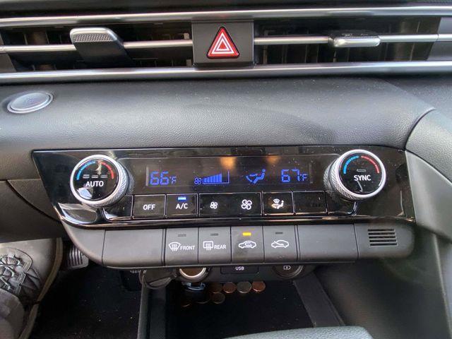 Hyundai Elantra  2023