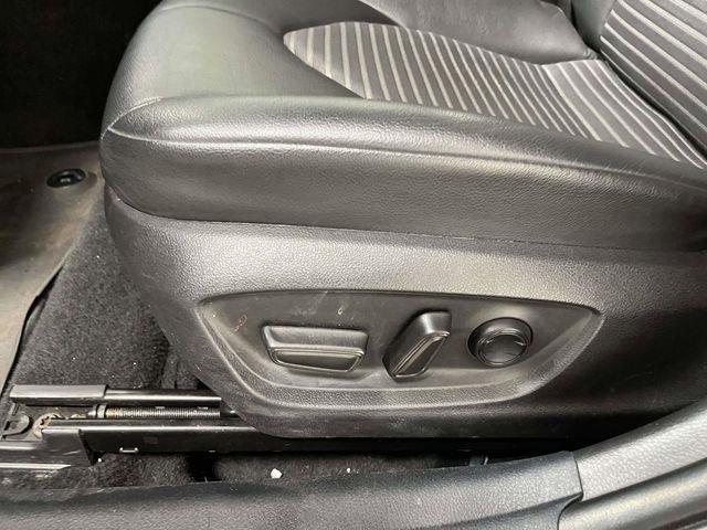 Toyota Camry  2022