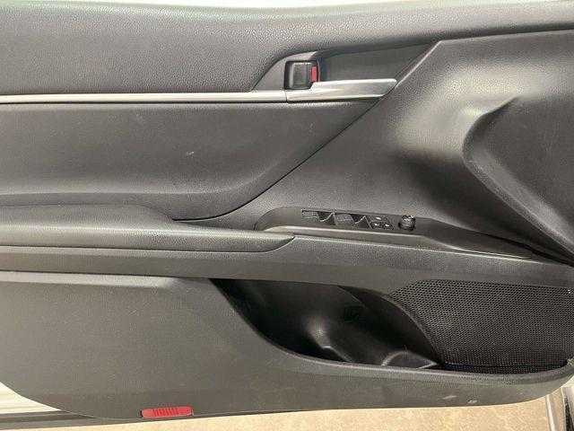 Toyota Camry  2022