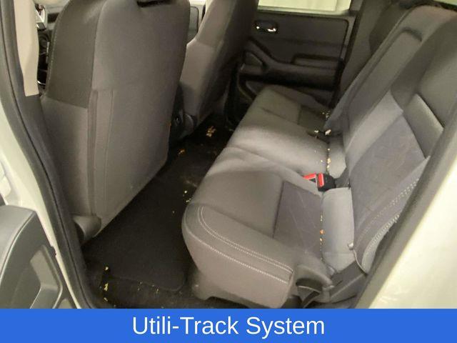 Nissan Frontier  2025