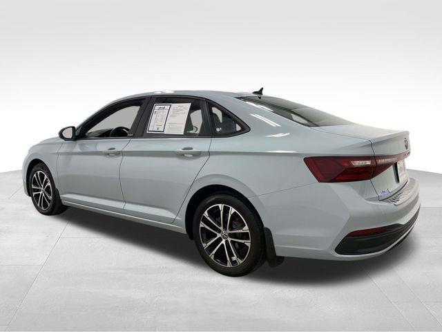 Volkswagen Jetta  2025