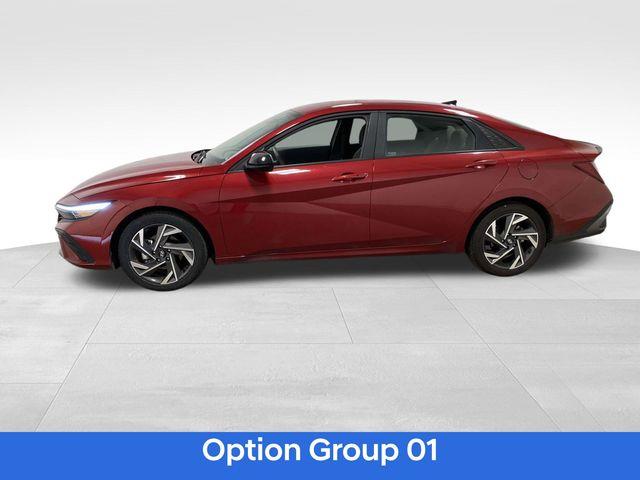 Hyundai Elantra  2025