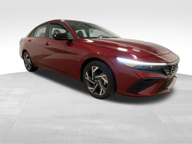 Hyundai Elantra  2025