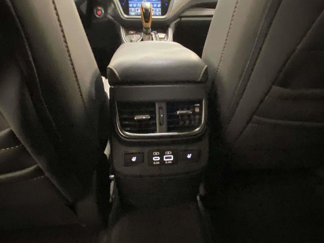 Subaru Outback  2023