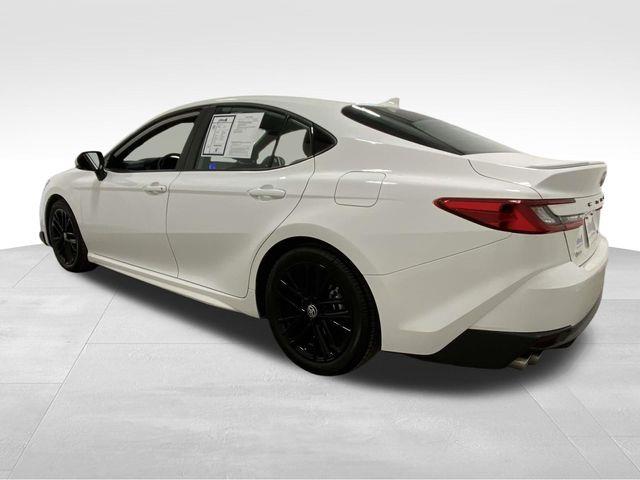 Toyota Camry Hybrid  2025