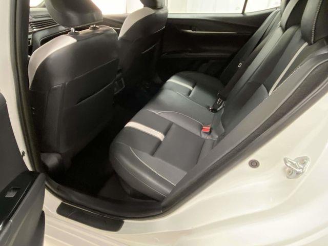 Toyota Camry Hybrid  2025