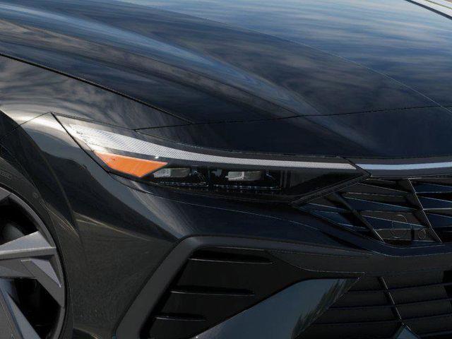 Hyundai Elantra  2026