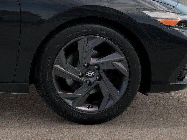 Hyundai Elantra  2026