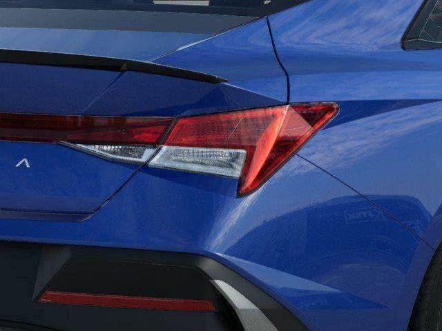 Hyundai Elantra  2026