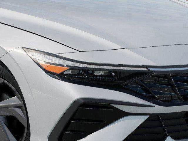 Hyundai Elantra  2026