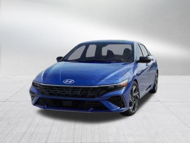 Hyundai Elantra  2026