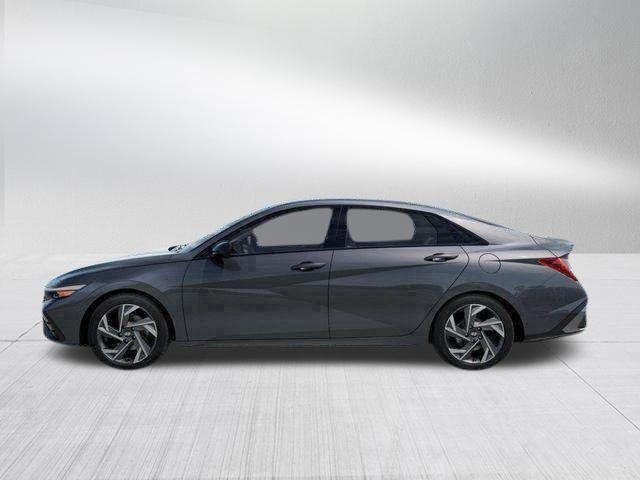 Hyundai Elantra  2026