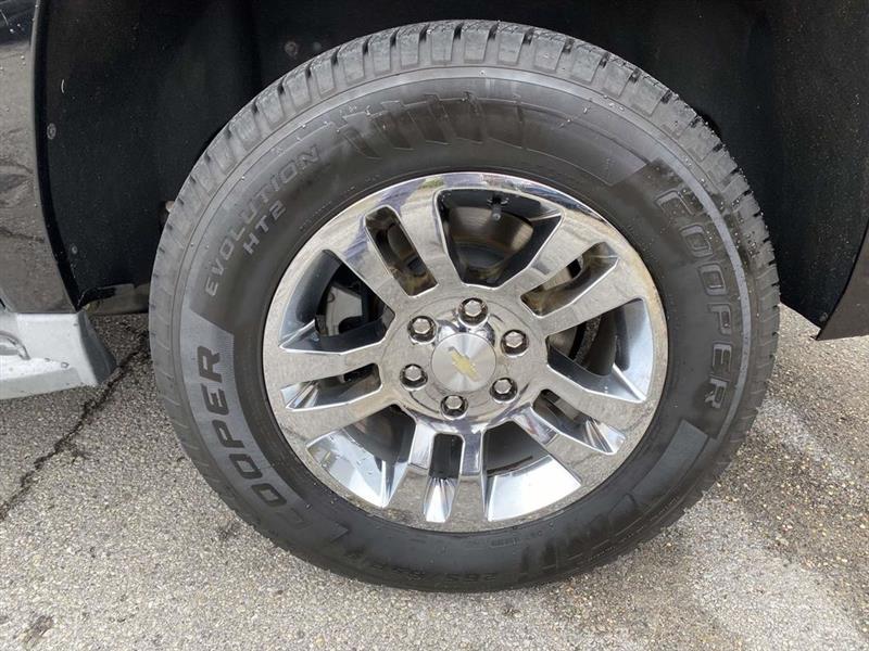 Chevrolet Suburban  2016