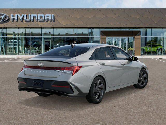 Hyundai Elantra  2026