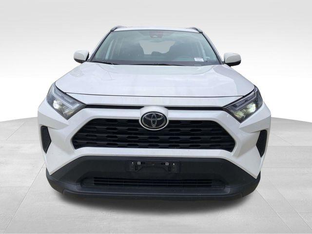 Toyota RAV4  2024