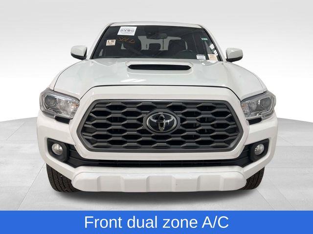 Toyota Tacoma  2021