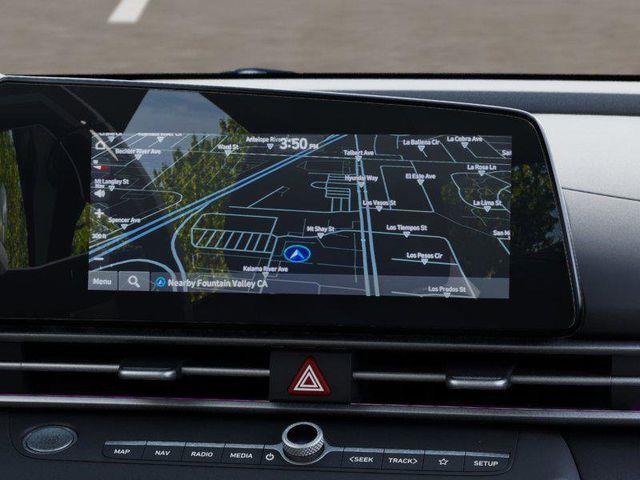 Hyundai Elantra  2026