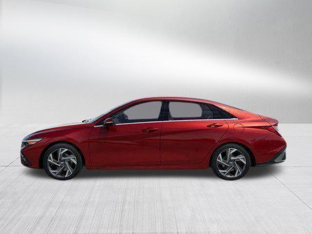 Hyundai Elantra  2026