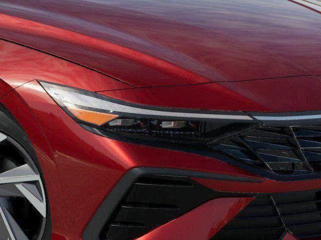 Hyundai Elantra  2026