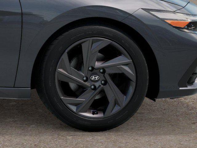 Hyundai Elantra Hybrid  2026