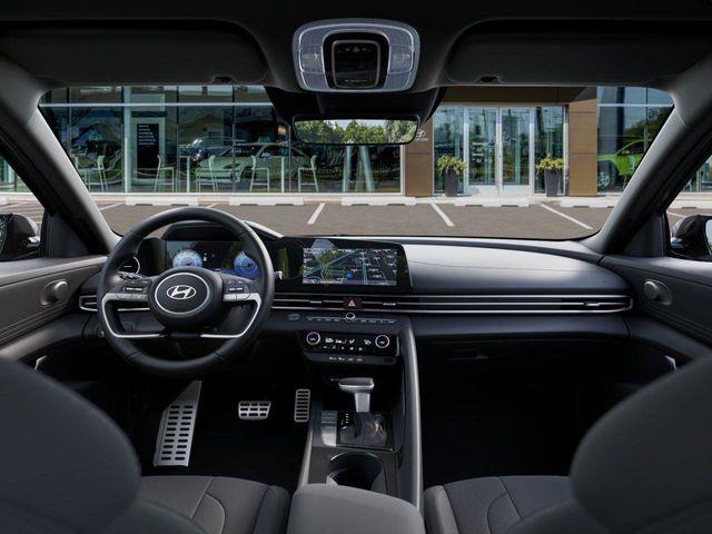 Hyundai Elantra Hybrid  2026