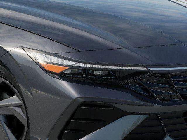 Hyundai Elantra Hybrid  2026