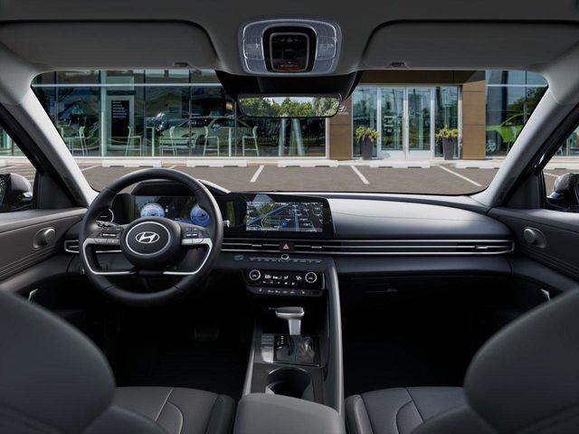 Hyundai Elantra  2026