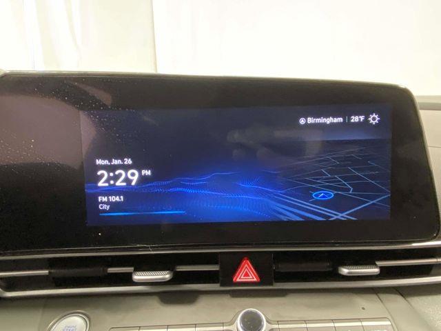 Hyundai Elantra  2023