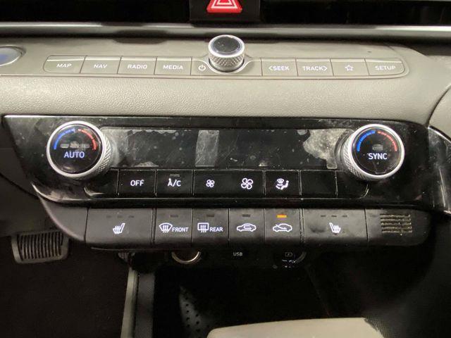 Hyundai Elantra  2023