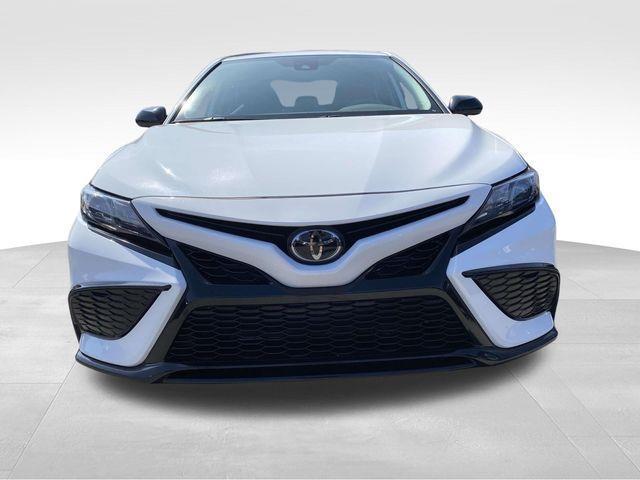 Toyota Camry  2023