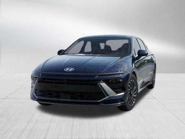 Hyundai Sonata Hybrid  2026