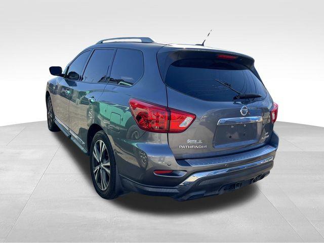 Nissan Pathfinder  2017