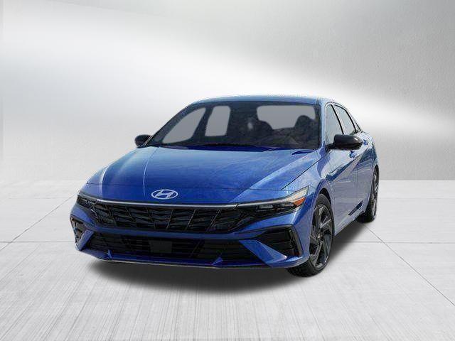 Hyundai Elantra  2026