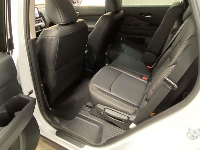 Nissan Pathfinder  2026