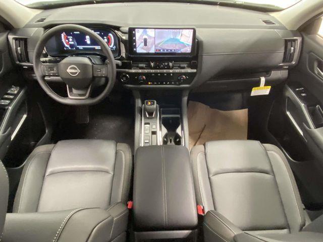 Nissan Pathfinder  2026