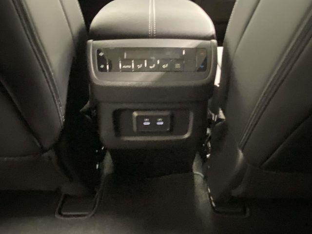 Nissan Pathfinder  2026