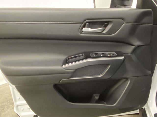 Nissan Pathfinder  2026