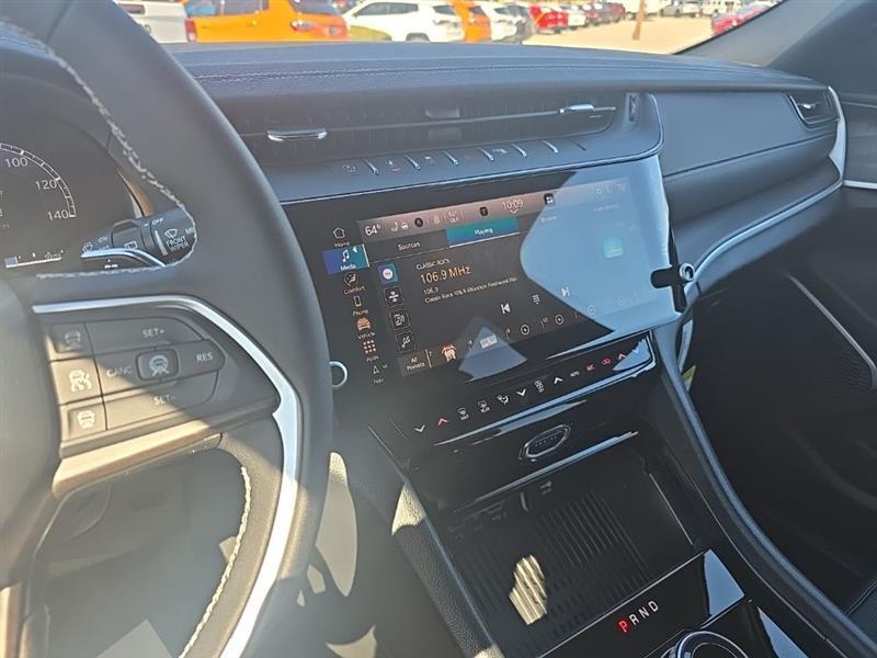 Jeep Grand Cherokee  2026