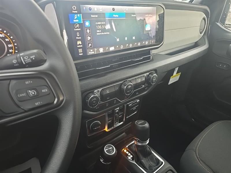 Jeep Gladiator  2026