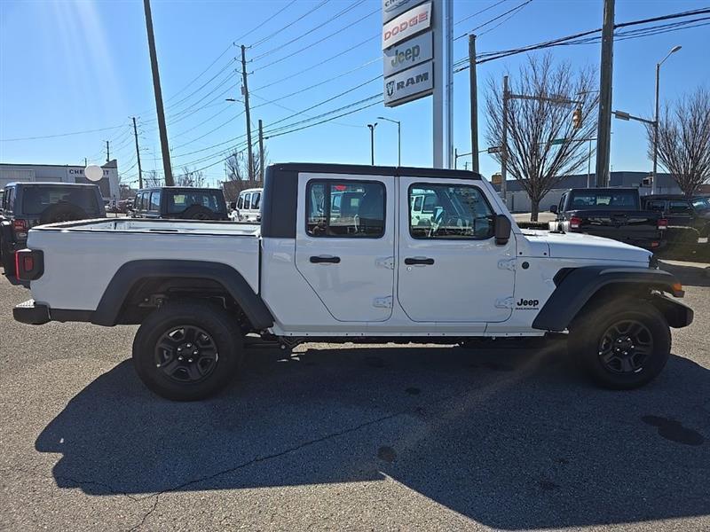 Jeep Gladiator  2026