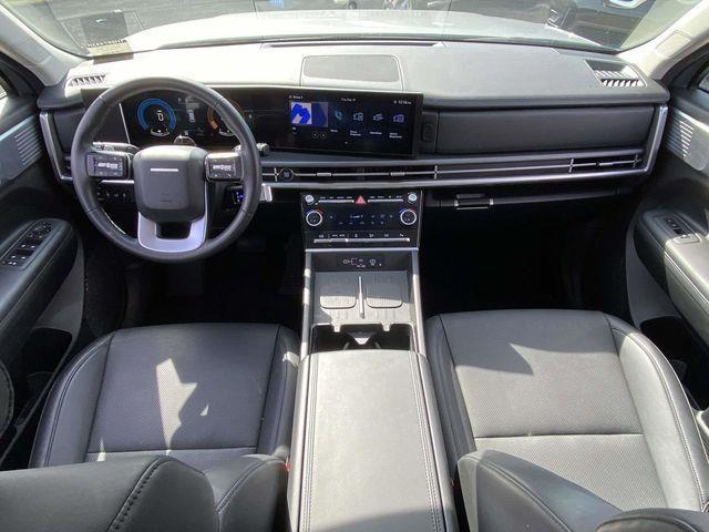 Hyundai Santa Fe  2025