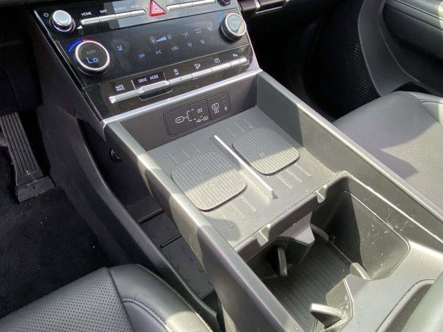 Hyundai Santa Fe  2025