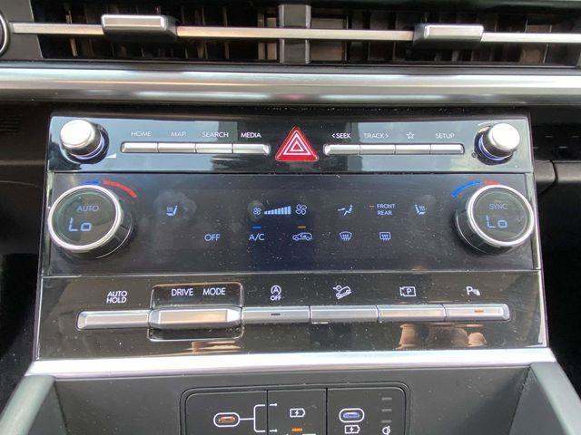 Hyundai Santa Fe  2025