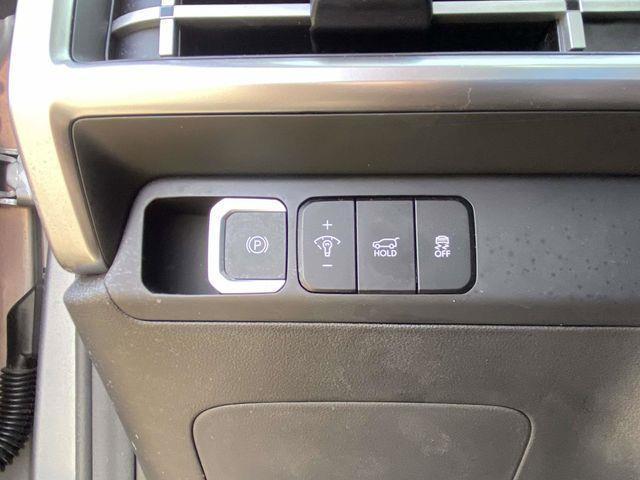 Hyundai Santa Fe  2025