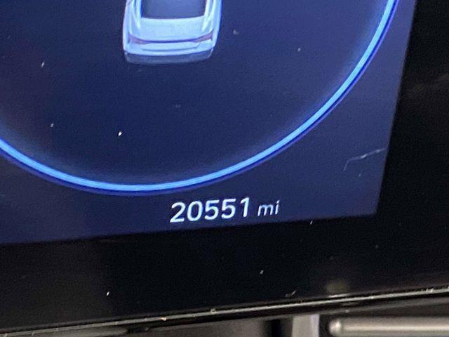 Hyundai Elantra  2024