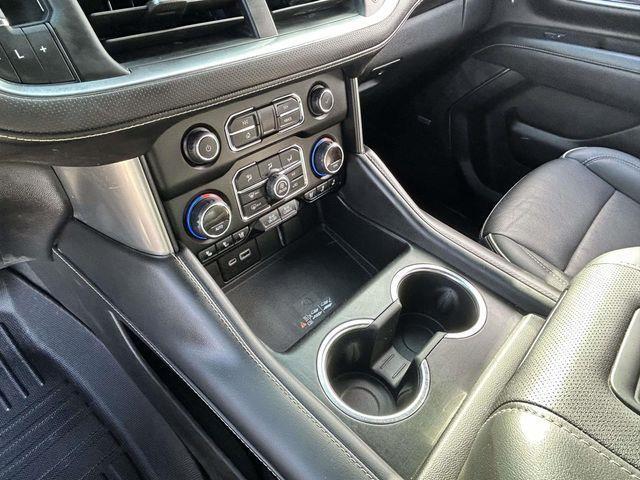 Chevrolet Suburban  2022