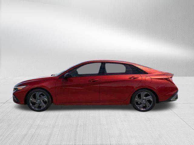 Hyundai Elantra  2026