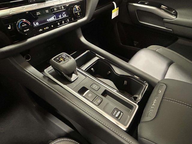 Nissan Pathfinder  2026