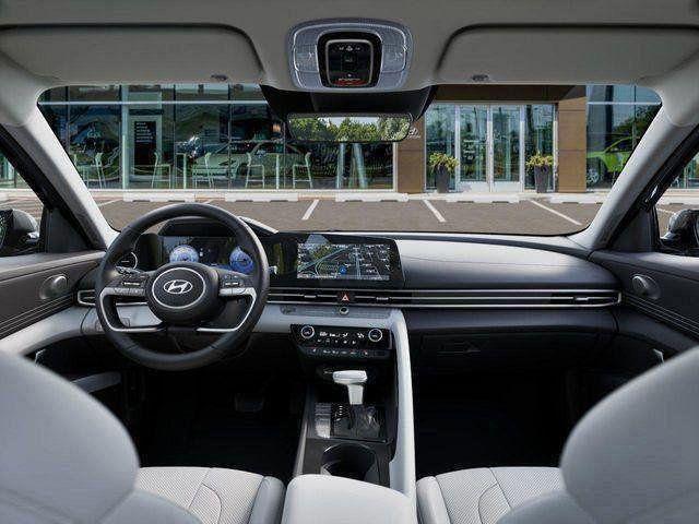 Hyundai Elantra  2026